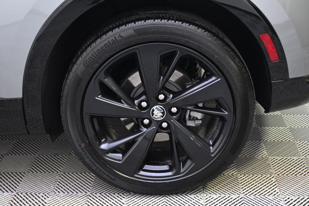 used 2023 Buick Envision car, priced at $25,999