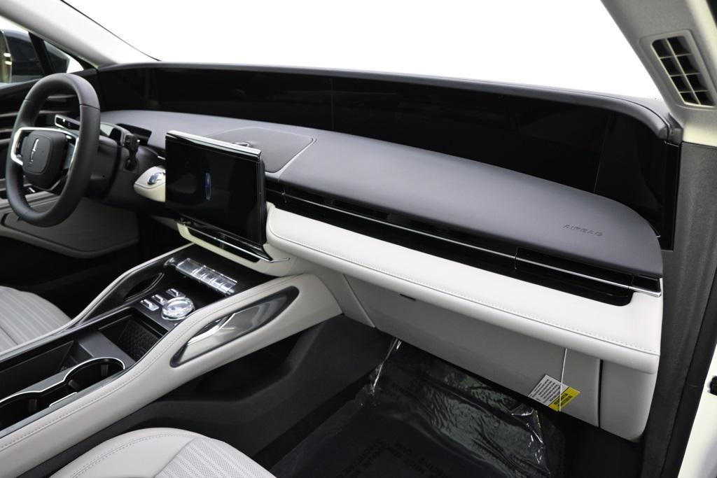 new 2026 Lincoln Nautilus car, priced at $64,011