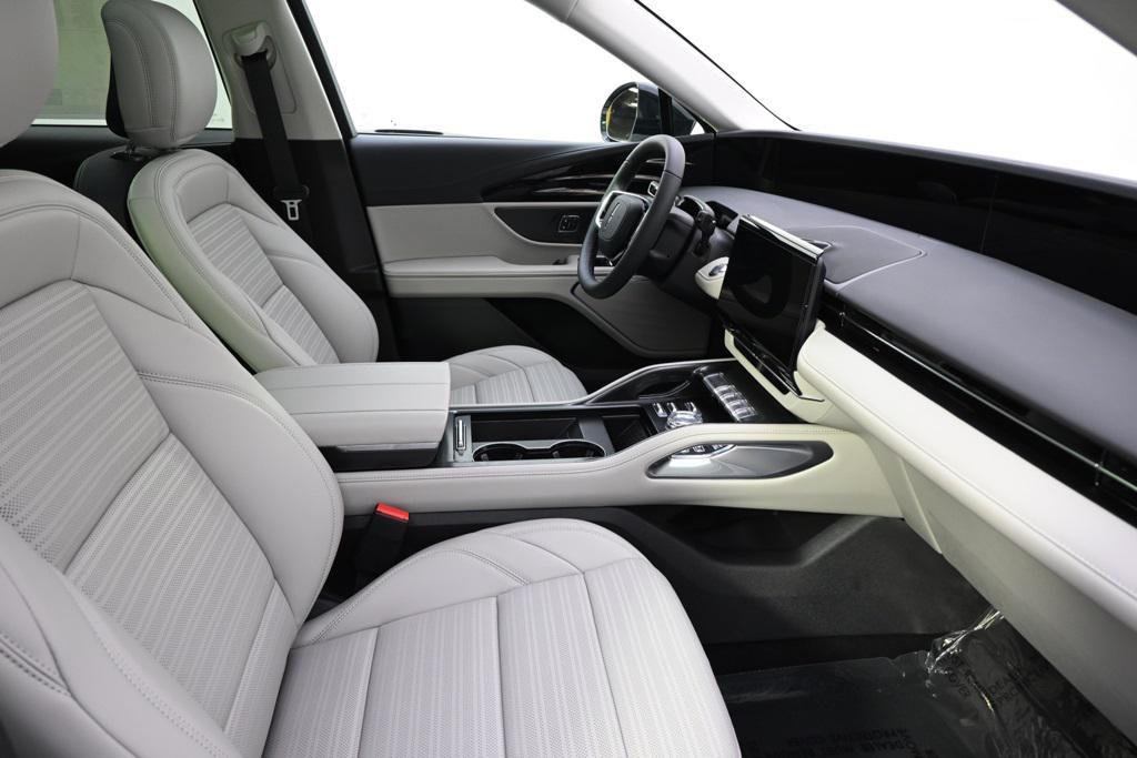 new 2026 Lincoln Nautilus car, priced at $64,011