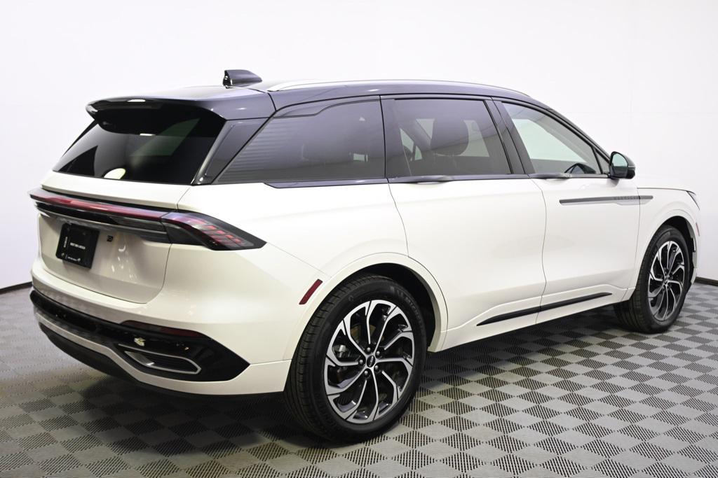 new 2026 Lincoln Nautilus car, priced at $63,195