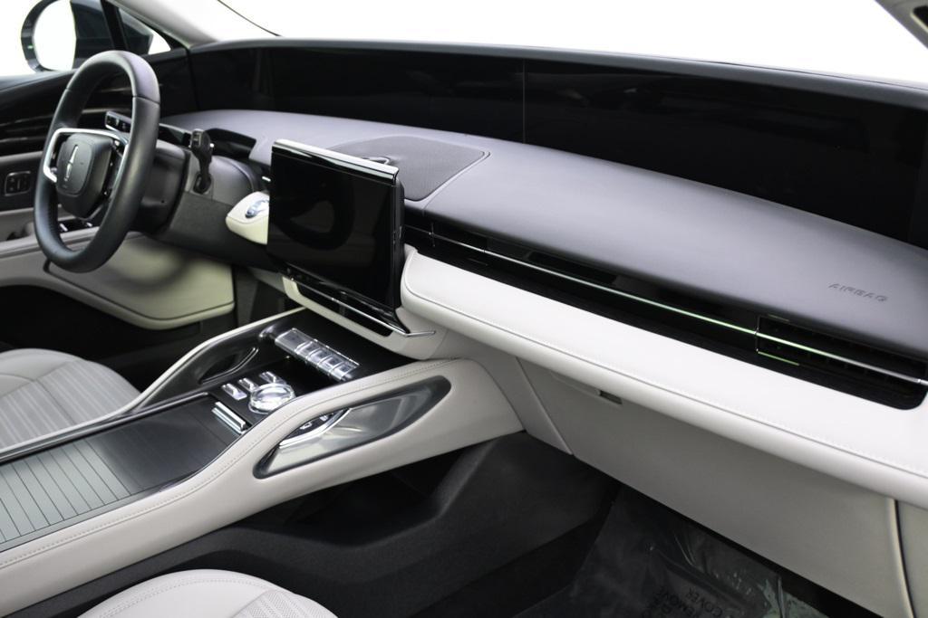 new 2026 Lincoln Nautilus car, priced at $63,195