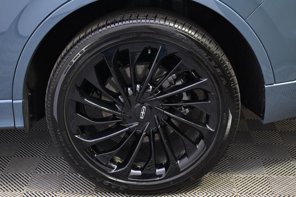 new 2026 Lincoln Aviator car, priced at $70,999