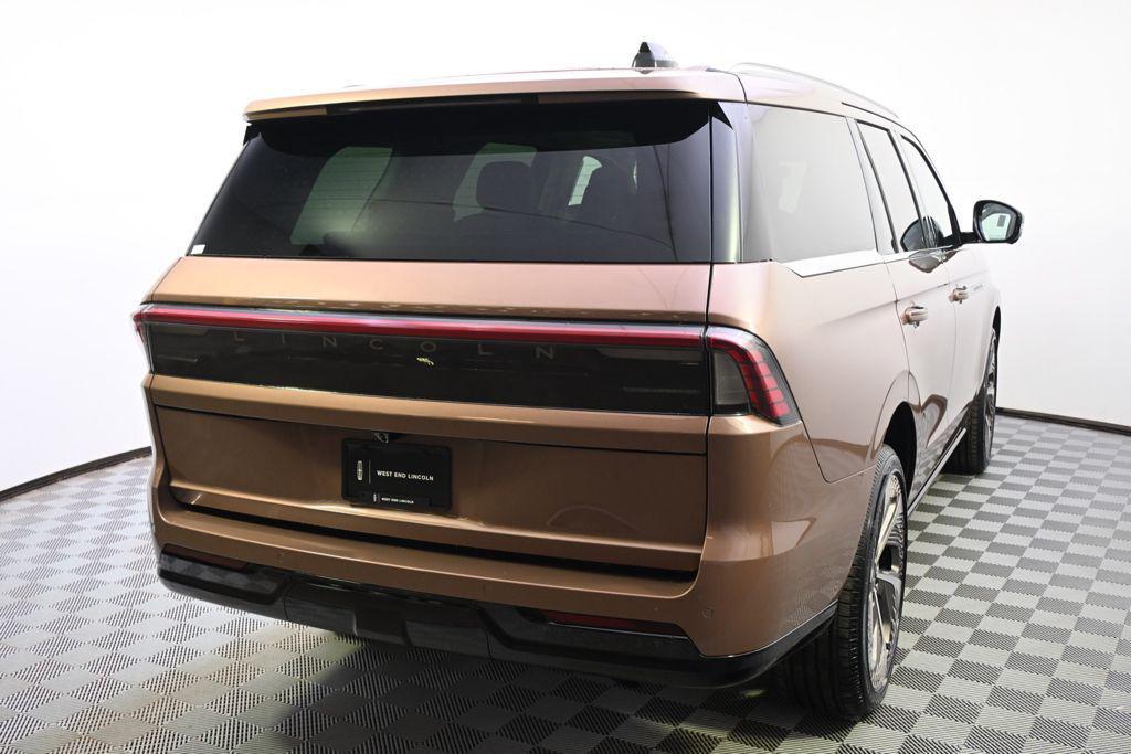 new 2026 Lincoln Navigator car, priced at $128,770