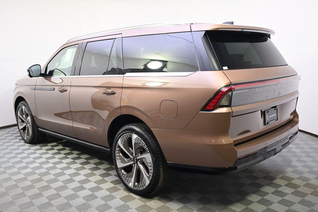 new 2026 Lincoln Navigator car, priced at $128,770