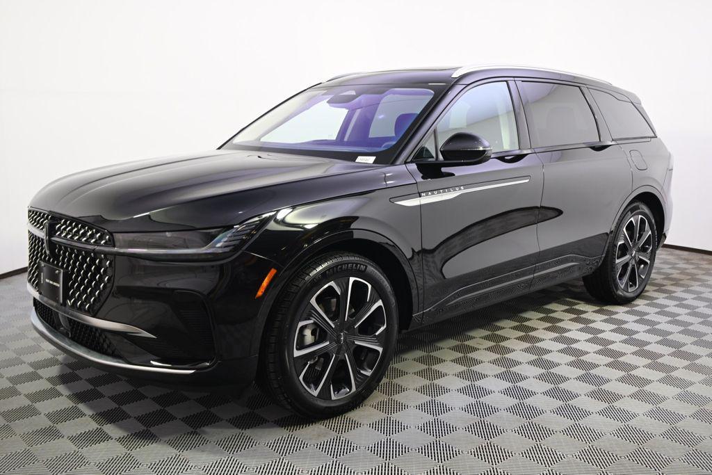 new 2026 Lincoln Nautilus car, priced at $57,287