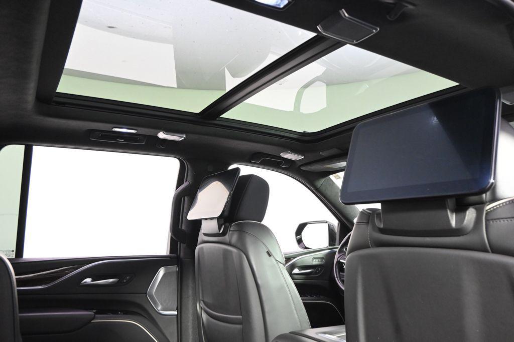 used 2023 Cadillac Escalade car, priced at $72,995