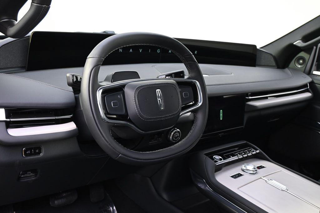 new 2026 Lincoln Navigator car, priced at $110,731