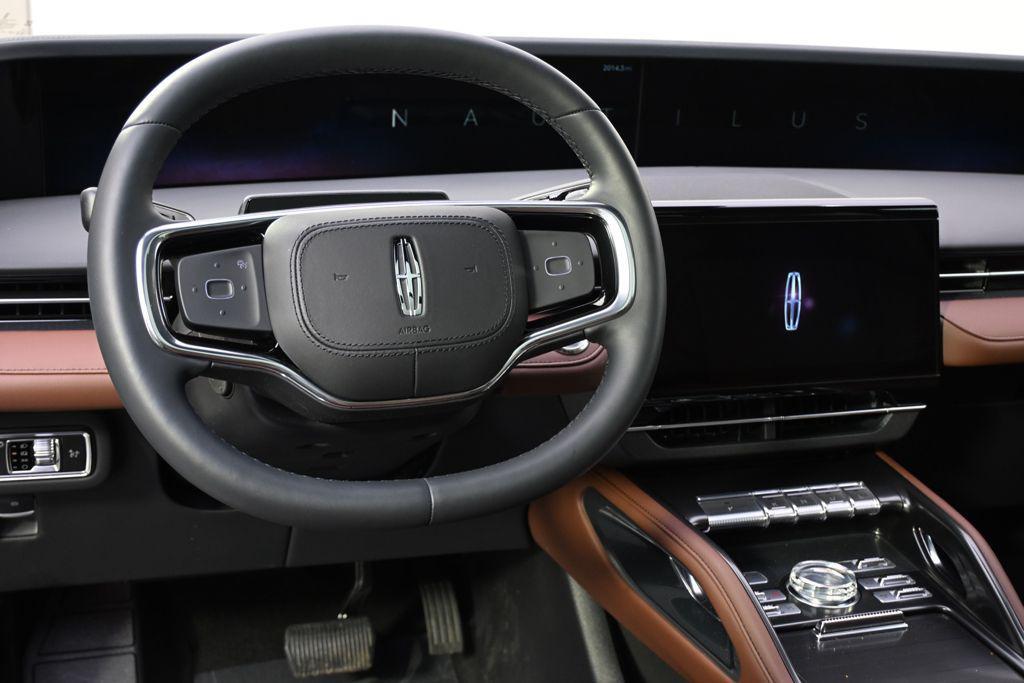 new 2026 Lincoln Nautilus car, priced at $61,501