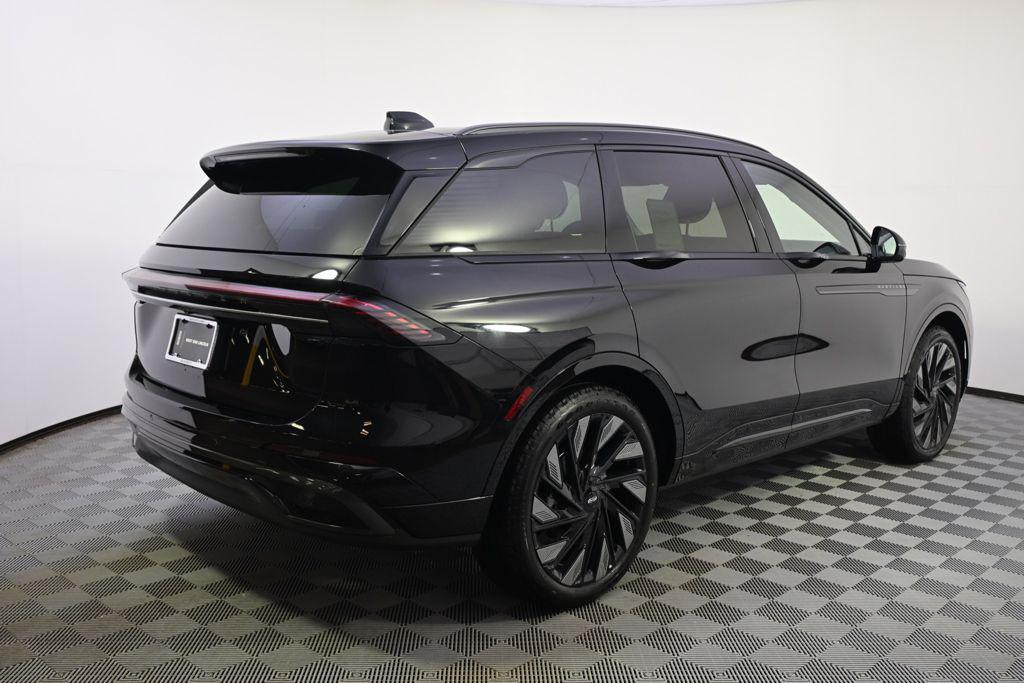 new 2026 Lincoln Nautilus car, priced at $64,348