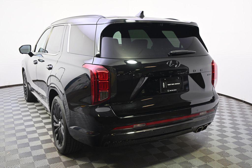 used 2024 Hyundai Palisade car, priced at $39,127