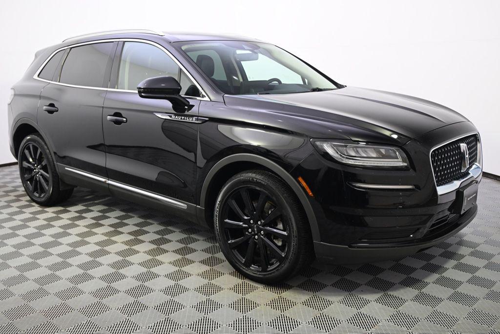 used 2023 Lincoln Nautilus car, priced at $35,999