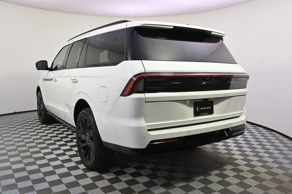 new 2026 Lincoln Navigator car, priced at $97,419