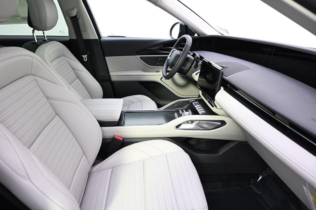 new 2026 Lincoln Nautilus car, priced at $63,511