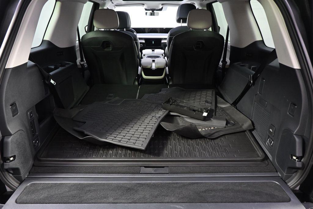 new 2026 Lincoln Navigator car, priced at $99,832