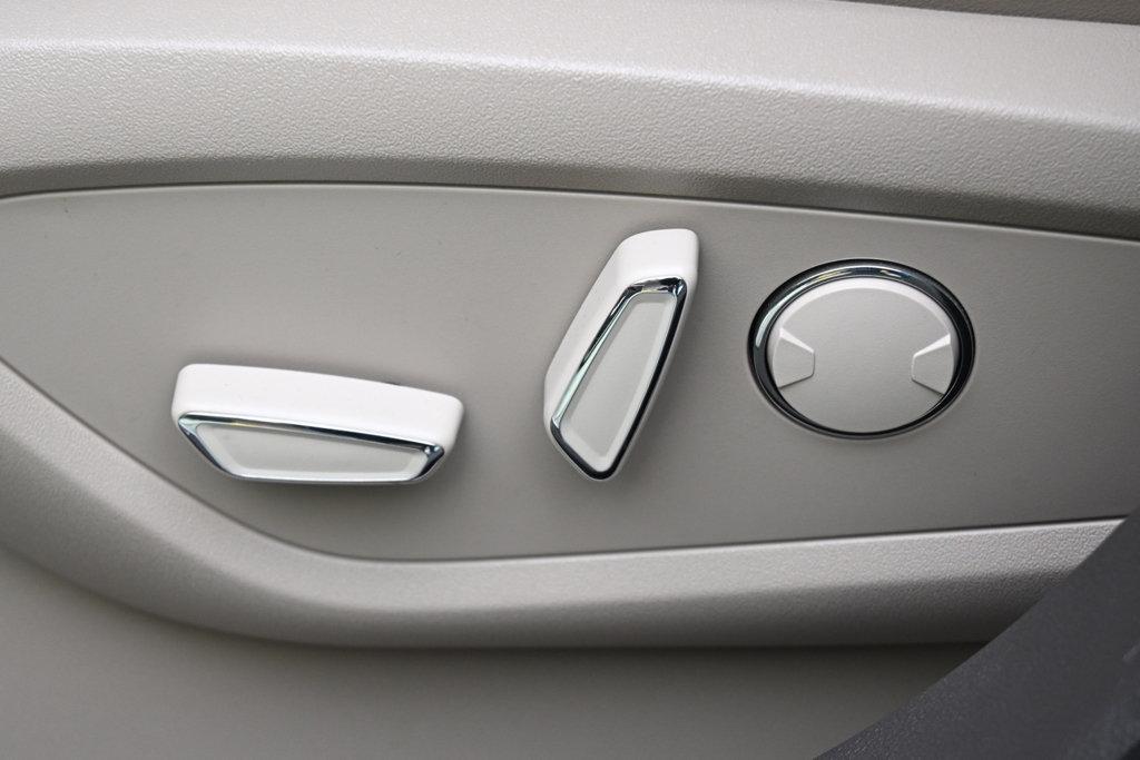 used 2023 Lincoln Nautilus car, priced at $42,127