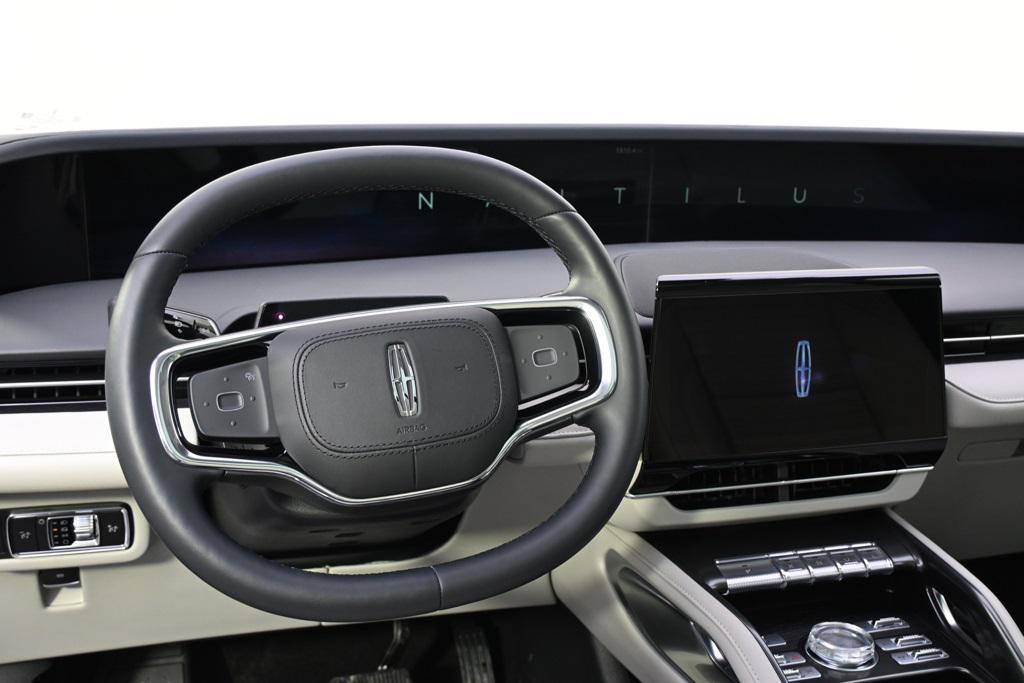 new 2026 Lincoln Nautilus car, priced at $59,999
