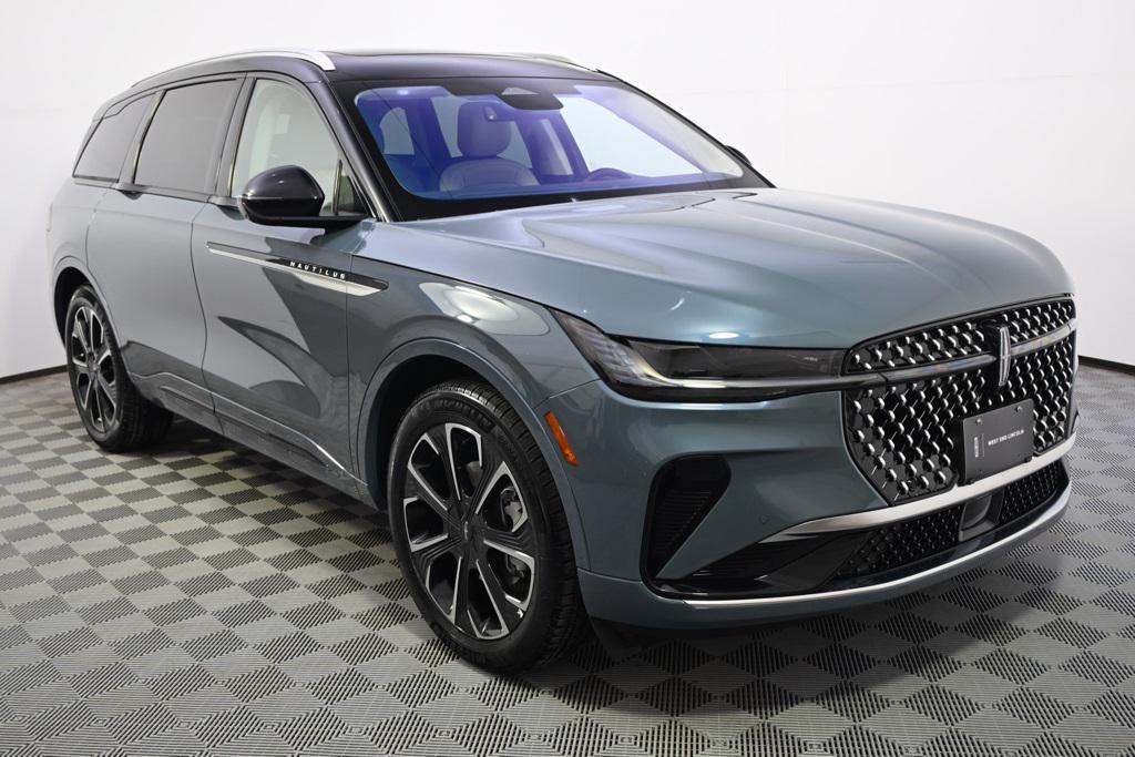 new 2026 Lincoln Nautilus car, priced at $59,999