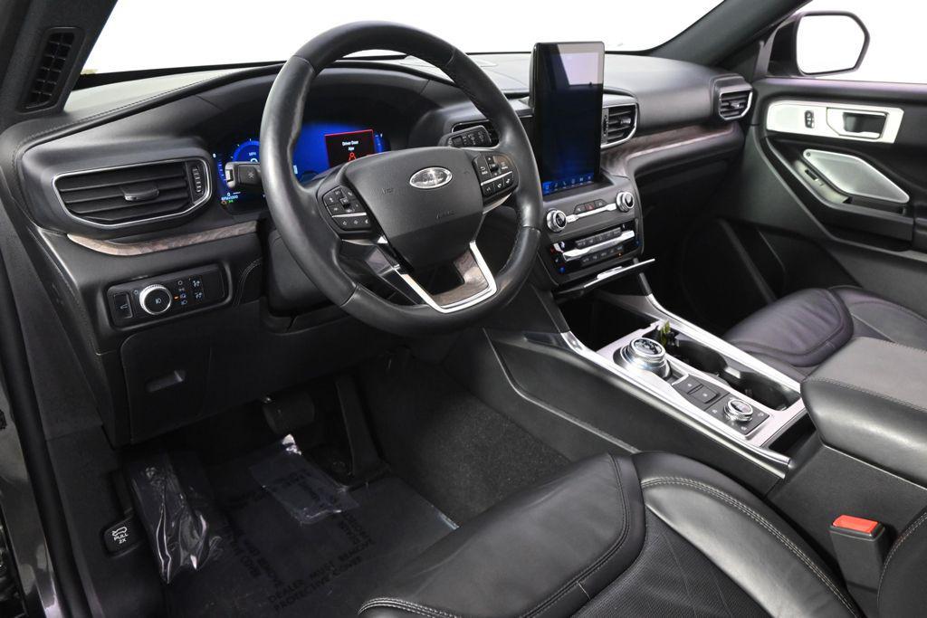 used 2020 Ford Explorer car, priced at $27,999