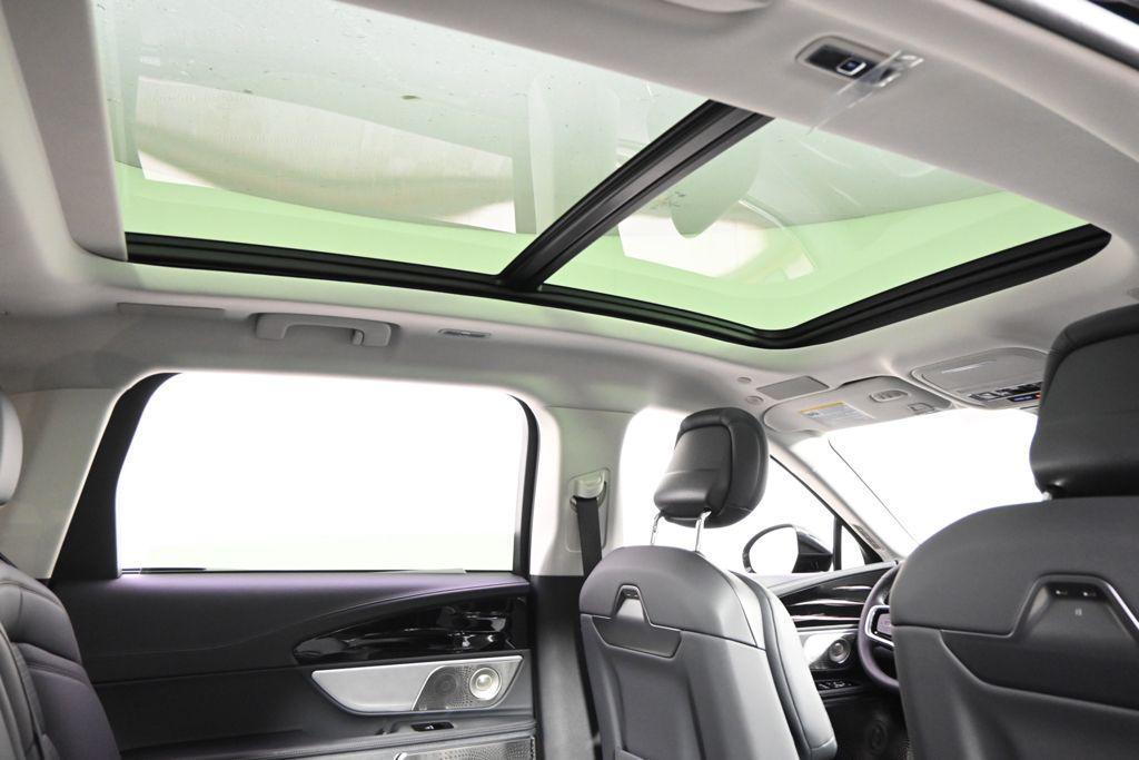 new 2026 Lincoln Nautilus car, priced at $68,983