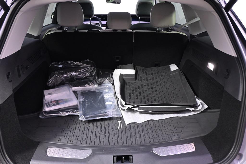 new 2026 Lincoln Nautilus car, priced at $66,555