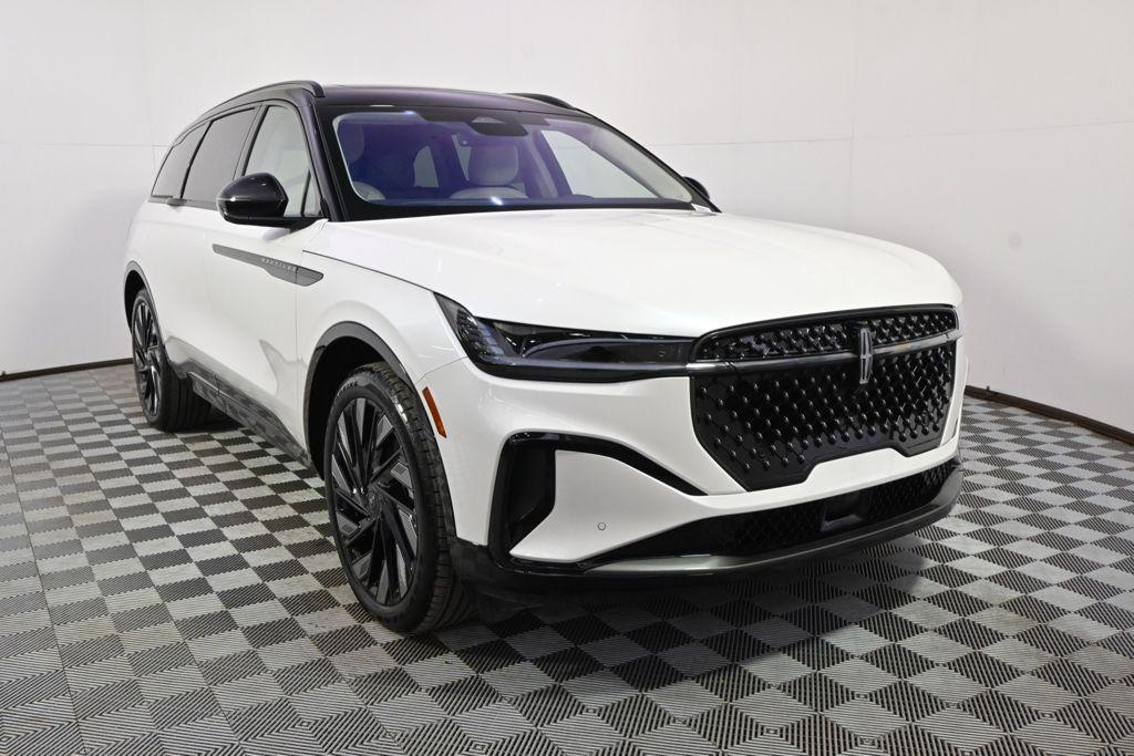 new 2026 Lincoln Nautilus car, priced at $62,546