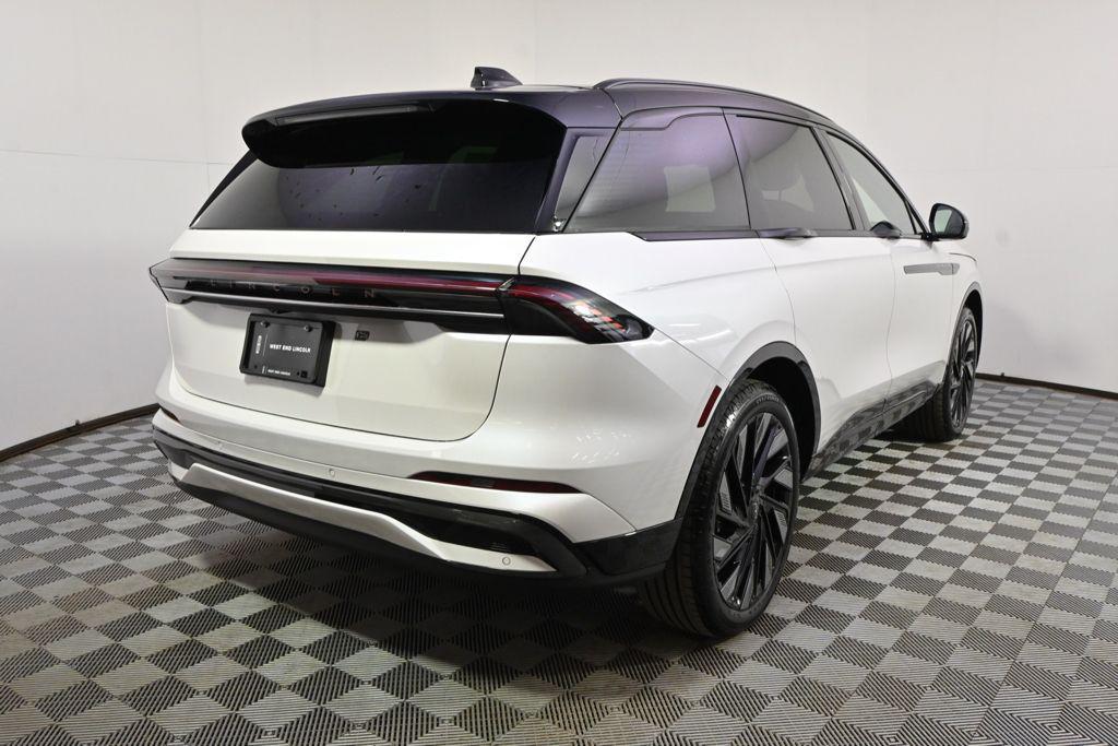 new 2026 Lincoln Nautilus car, priced at $62,546