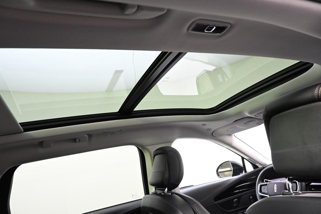 new 2026 Lincoln Nautilus car, priced at $60,999