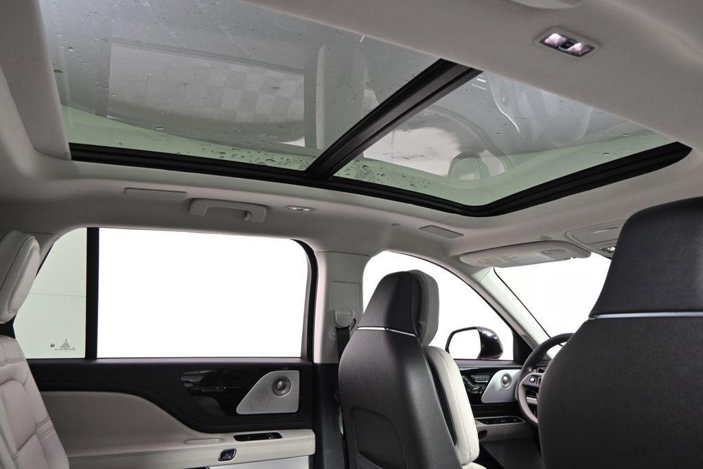 new 2026 Lincoln Aviator car, priced at $73,411