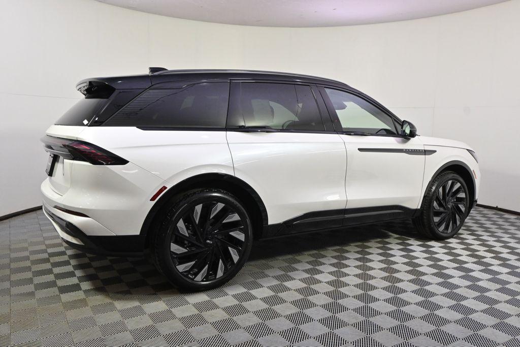 new 2026 Lincoln Nautilus car, priced at $63,175