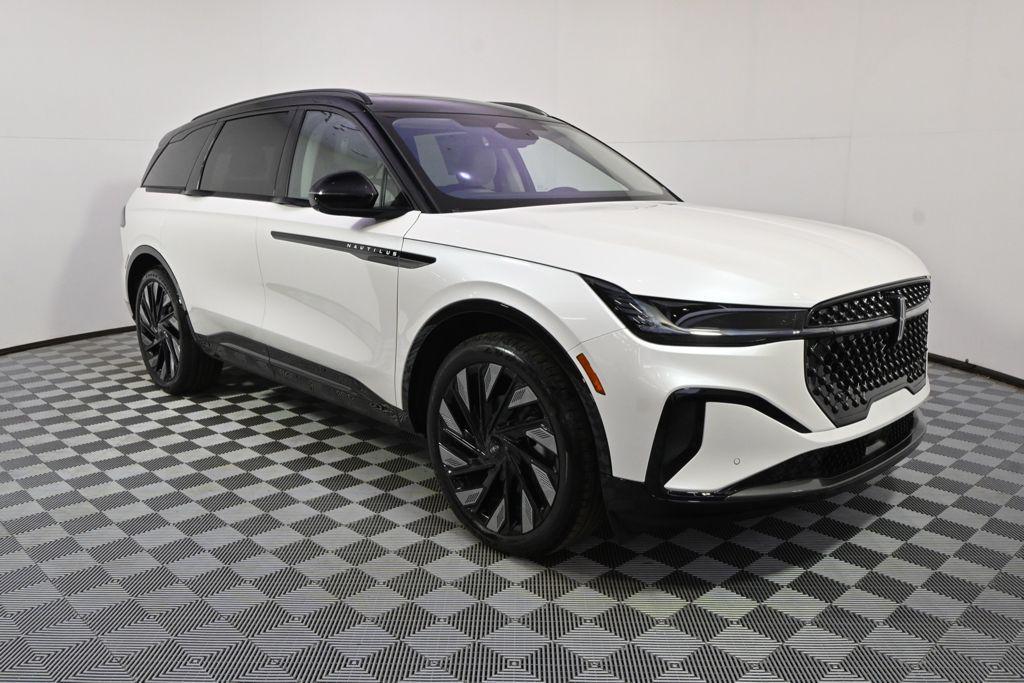 new 2026 Lincoln Nautilus car, priced at $64,978