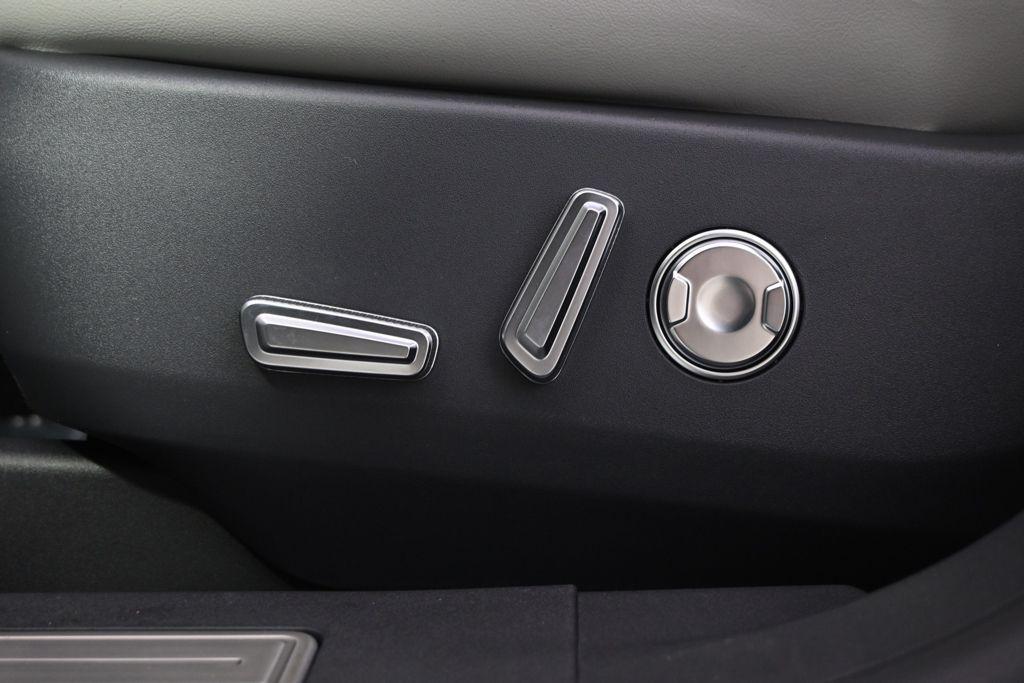 new 2026 Lincoln Nautilus car, priced at $64,978