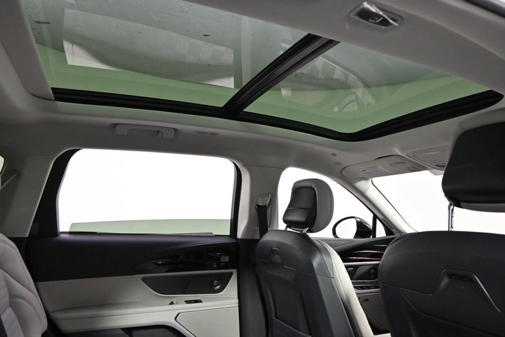 new 2026 Lincoln Nautilus car, priced at $64,978
