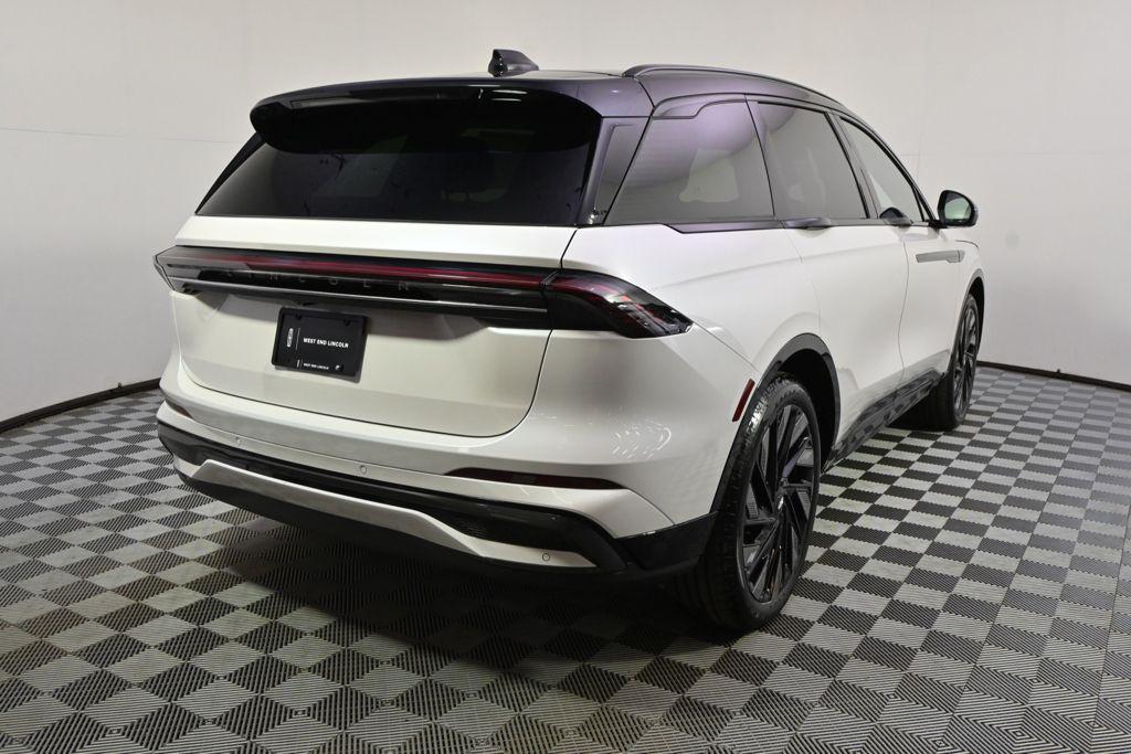new 2026 Lincoln Nautilus car, priced at $64,978