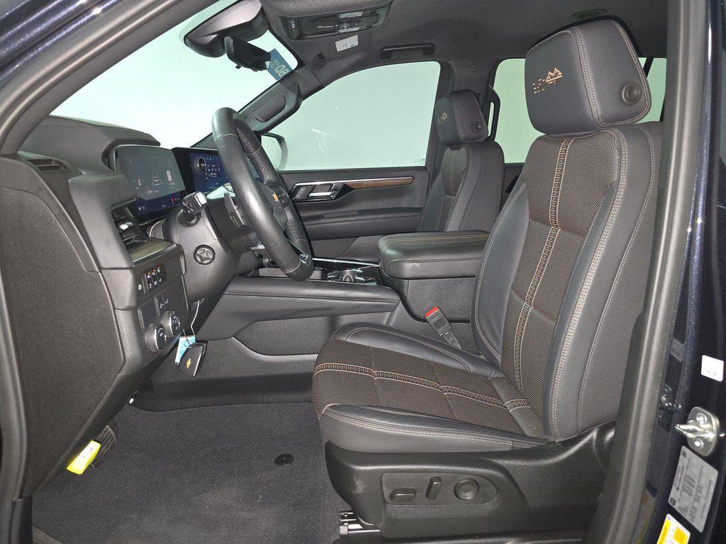 used 2025 Chevrolet Suburban car, priced at $76,799