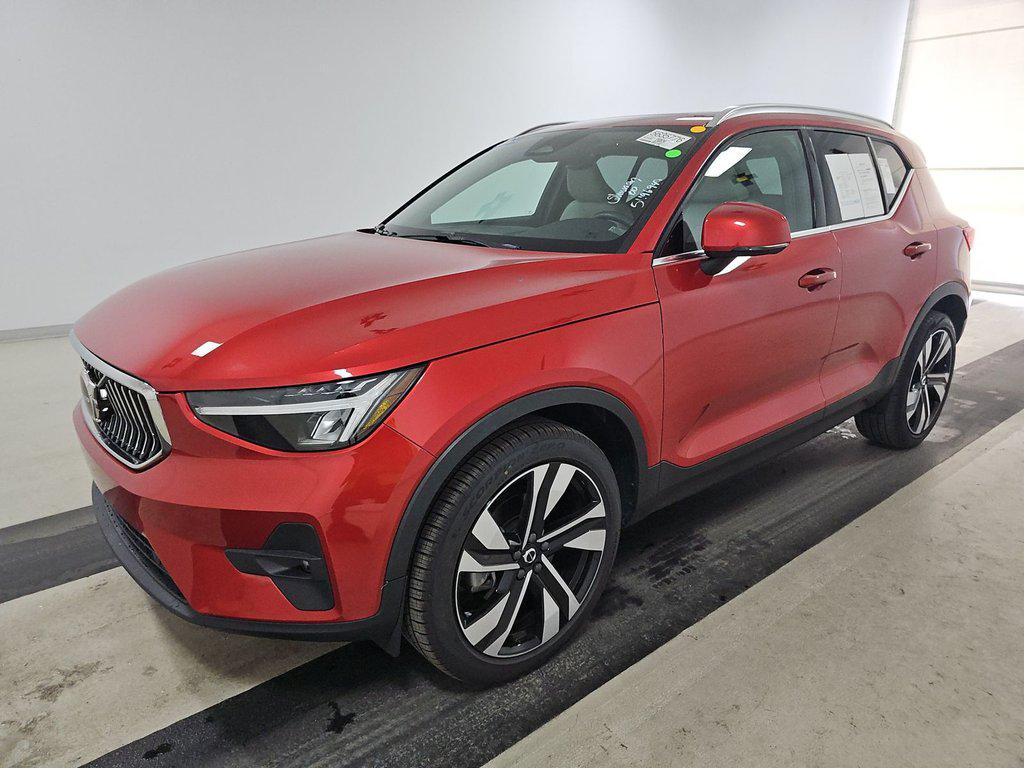 2023 Volvo XC40 B5 Plus Bright AWD's photo