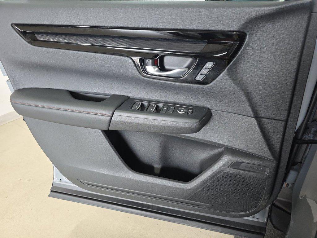 used 2024 Honda CR-V Hybrid car, priced at $37,099