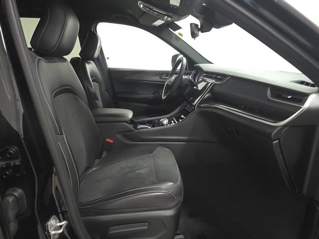 used 2023 Jeep Grand Cherokee car, priced at $32,499