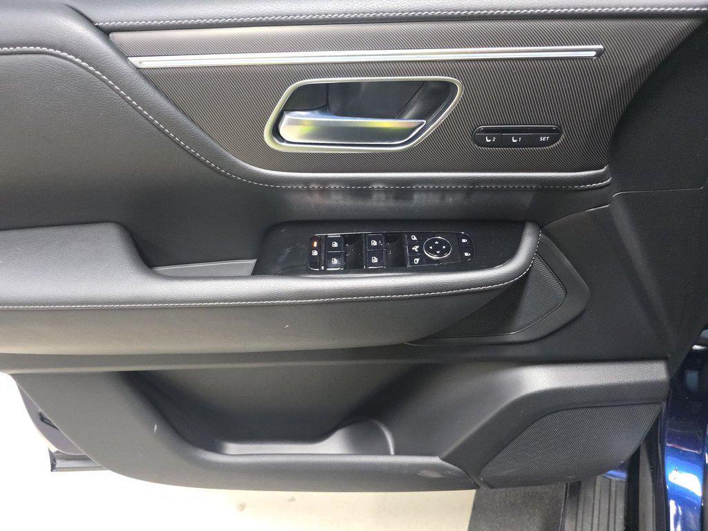 used 2025 INFINITI QX80 car, priced at $72,499