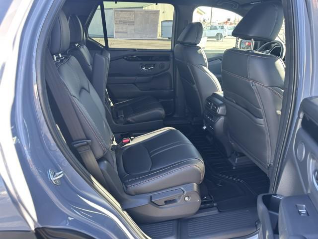 new 2025 Honda Pilot car, priced at $48,991