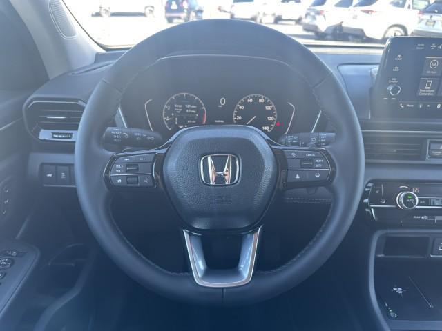 new 2025 Honda Pilot car, priced at $45,622