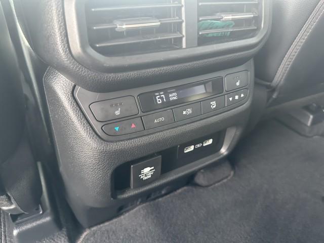 used 2023 Honda Pilot car, priced at $42,998