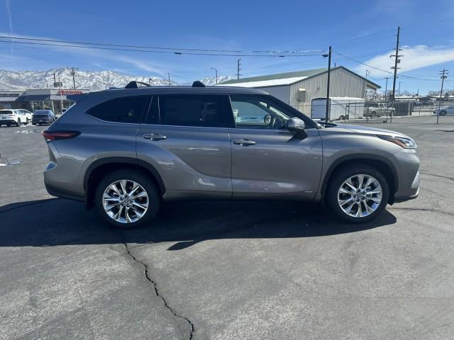 new 2026 Toyota Highlander Hybrid car, priced at $54,225