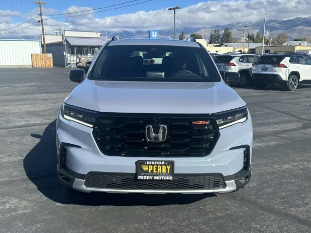 new 2025 Honda Pilot car, priced at $48,991