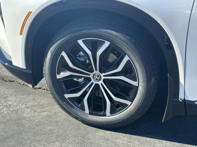 new 2025 Toyota Crown Signia car, priced at $44,998