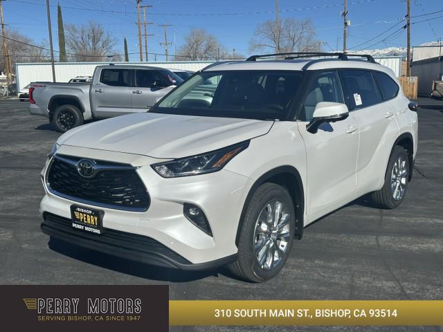 new 2026 Toyota Highlander car, priced at $51,998