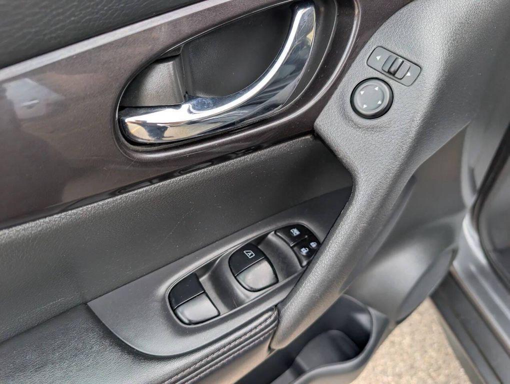 used 2018 Nissan Rogue car, priced at $12,900