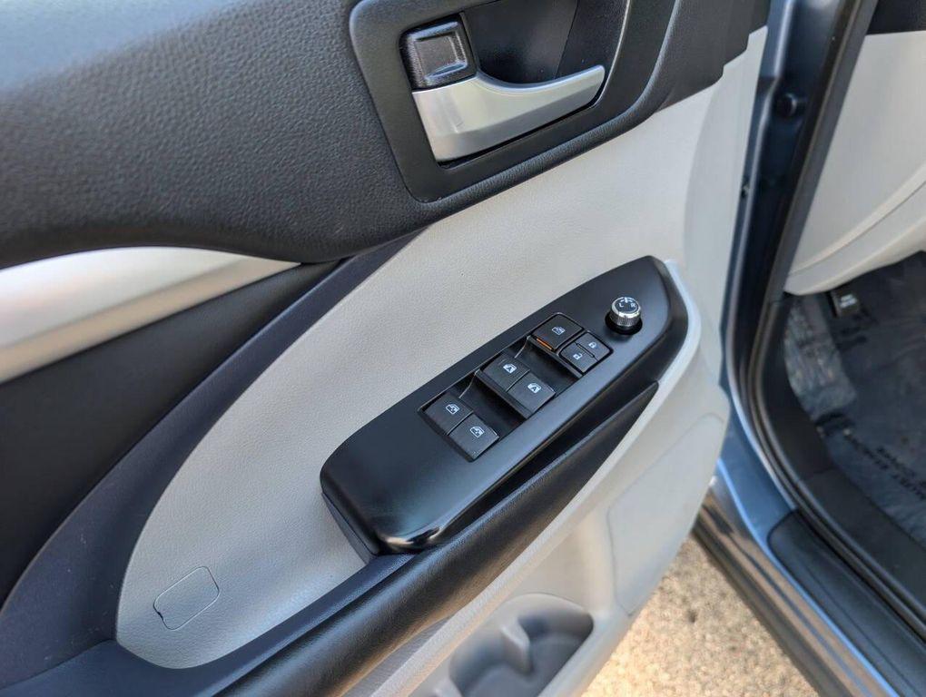used 2018 Toyota Highlander car, priced at $22,900