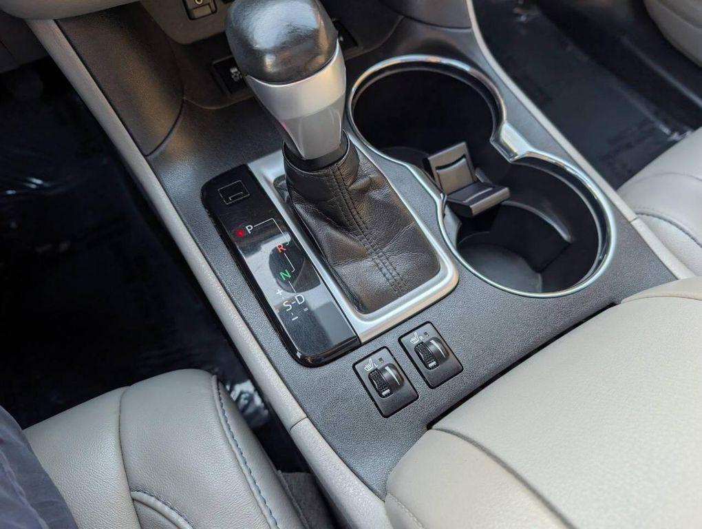 used 2018 Toyota Highlander car, priced at $22,900