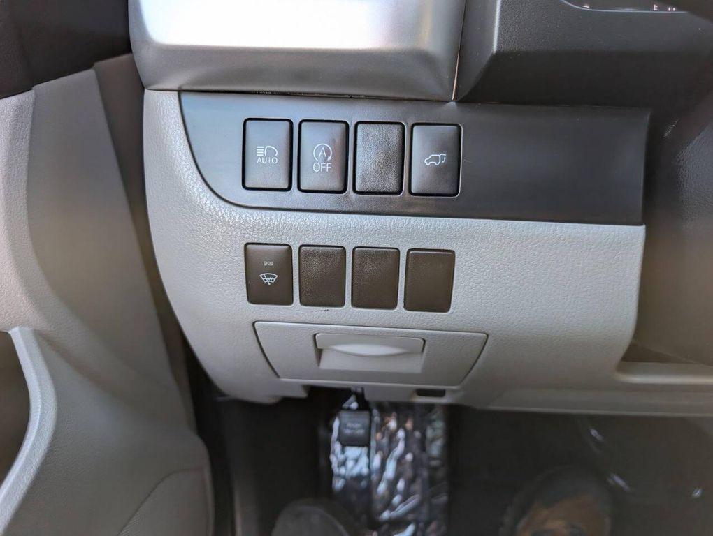 used 2018 Toyota Highlander car, priced at $22,900