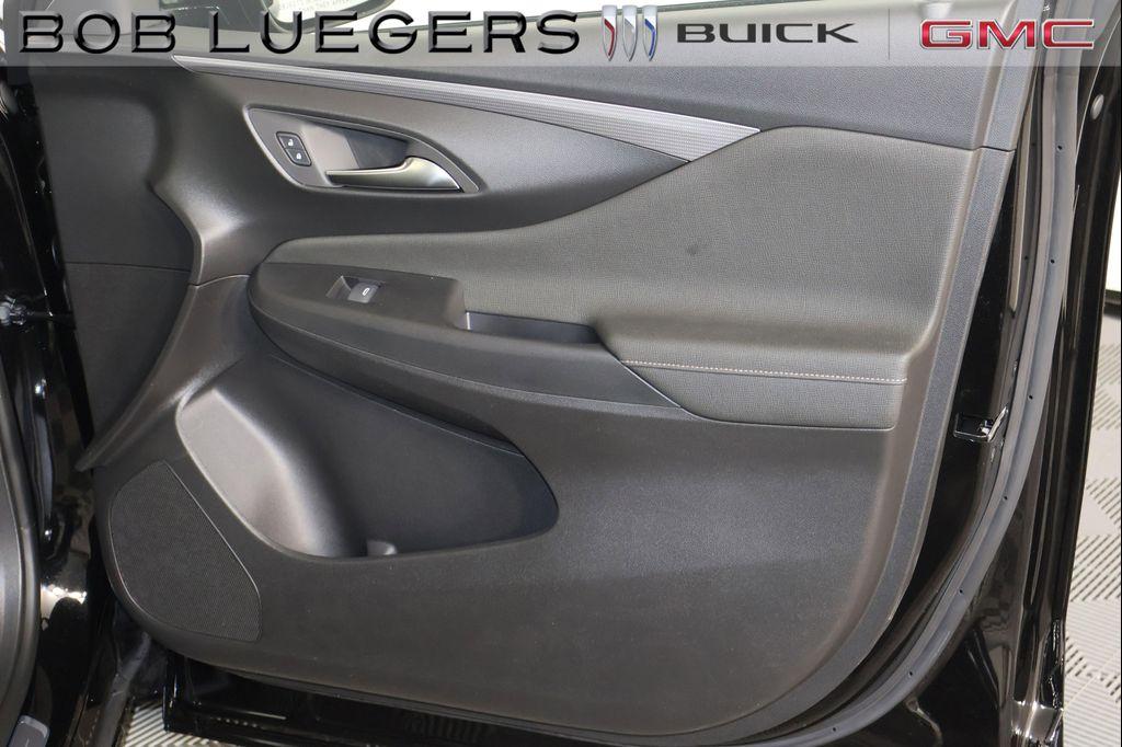 new 2026 Buick Envista car, priced at $32,090